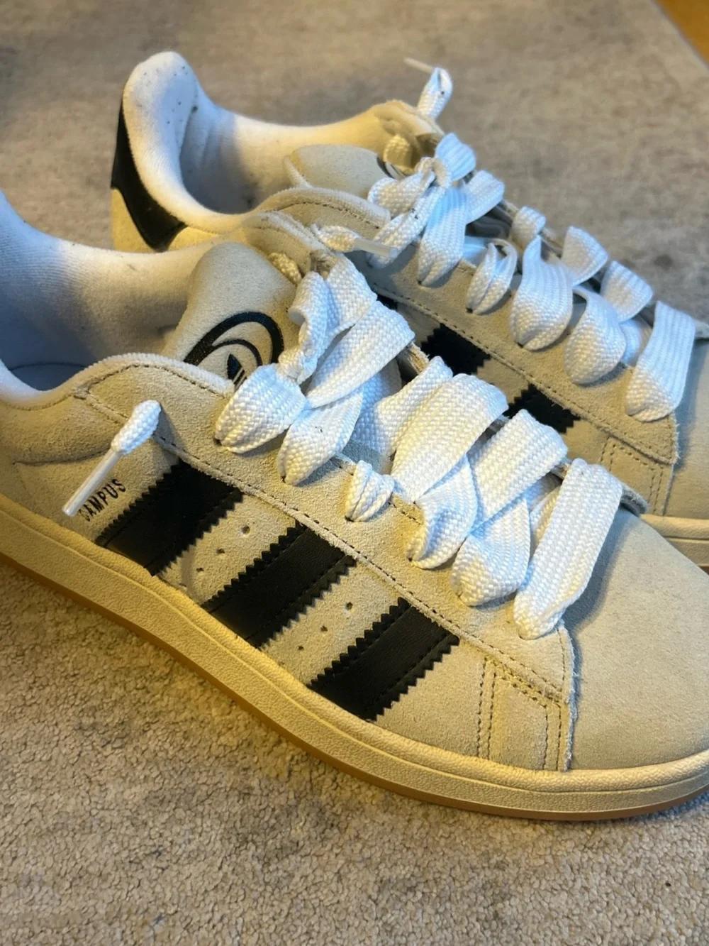 adidas Off-White Suede Sneakers with Black Stripes - Picture 1 of 6